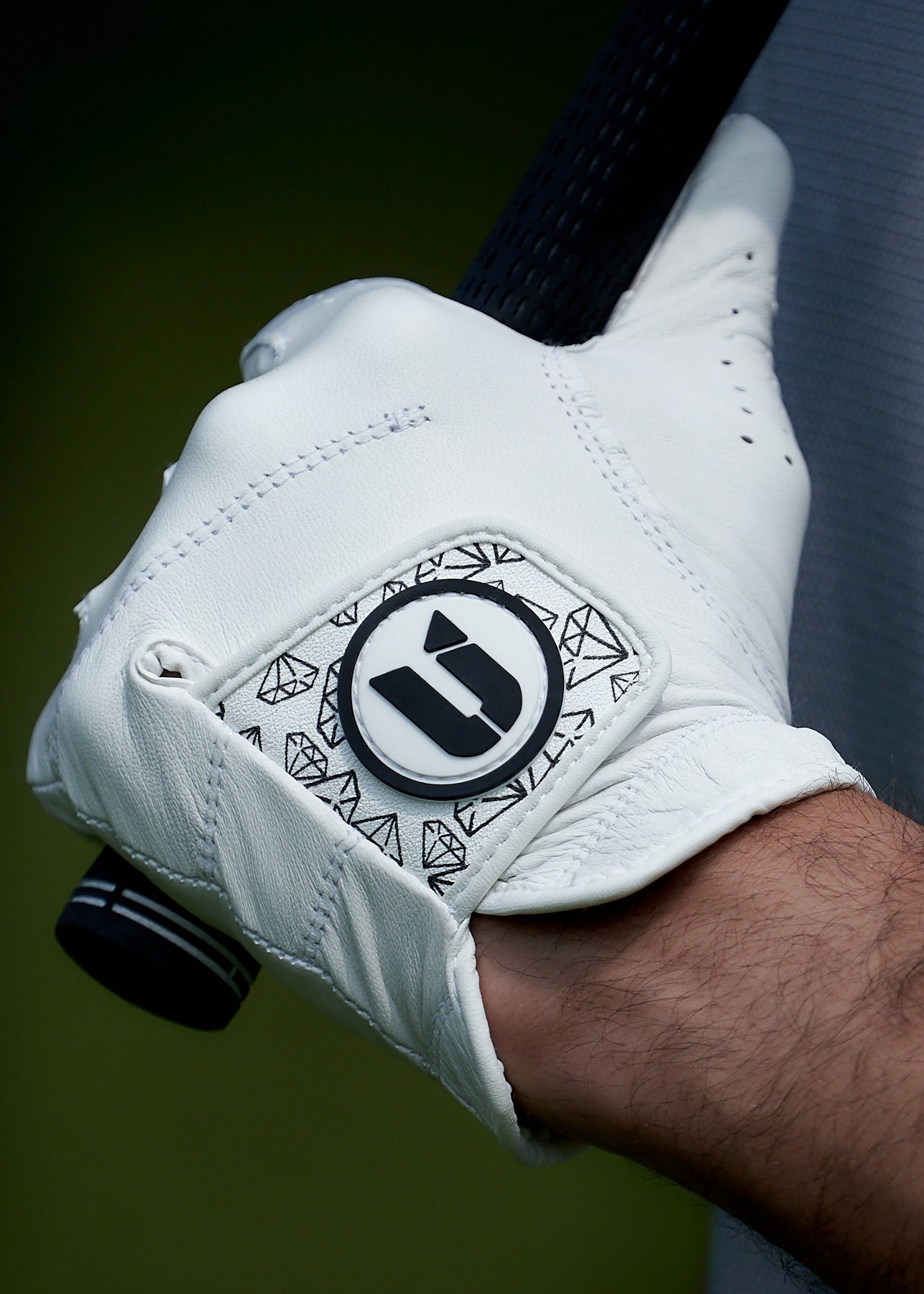 Diamond Hands Golf Glove